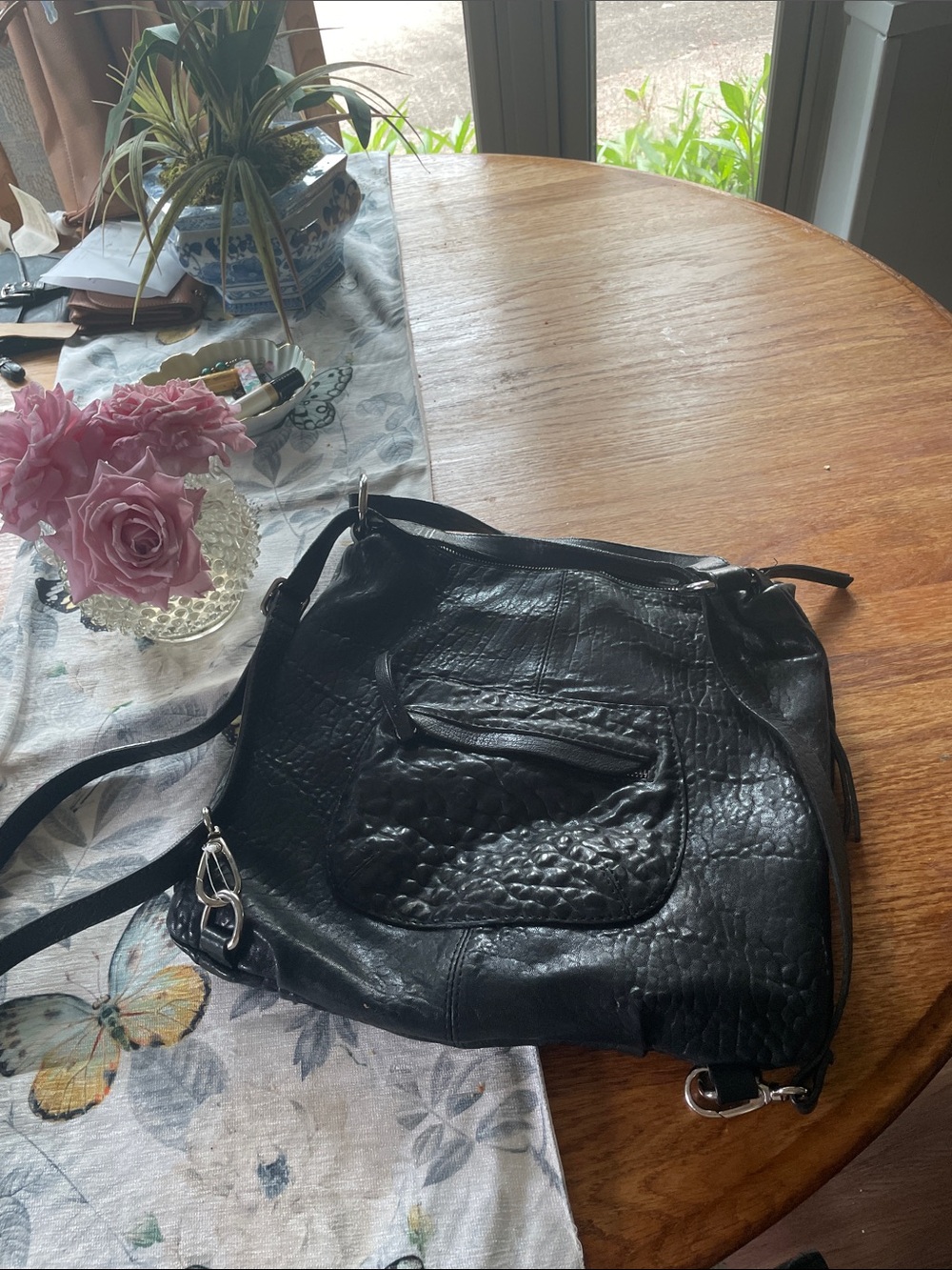 Maxon Collection Black Women's Textured Leather Backpack/Sling Bag Made in Italy